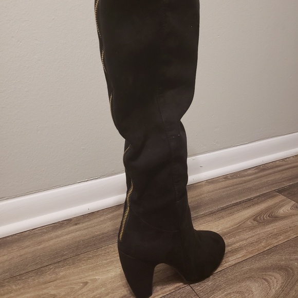 Knee high boots with gold zipper on back - Picture 6 of 6